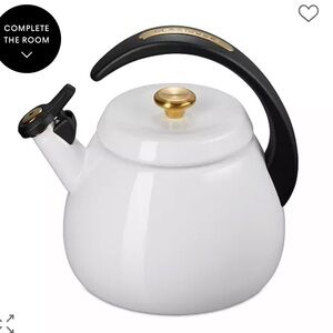 Le Creuset Cloche Kettle (NIB)